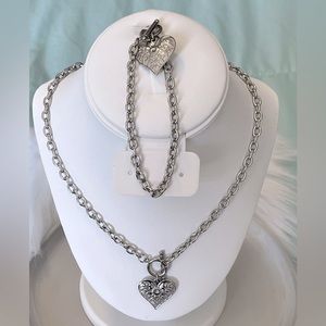 Stainless steel necklace & bracelet set